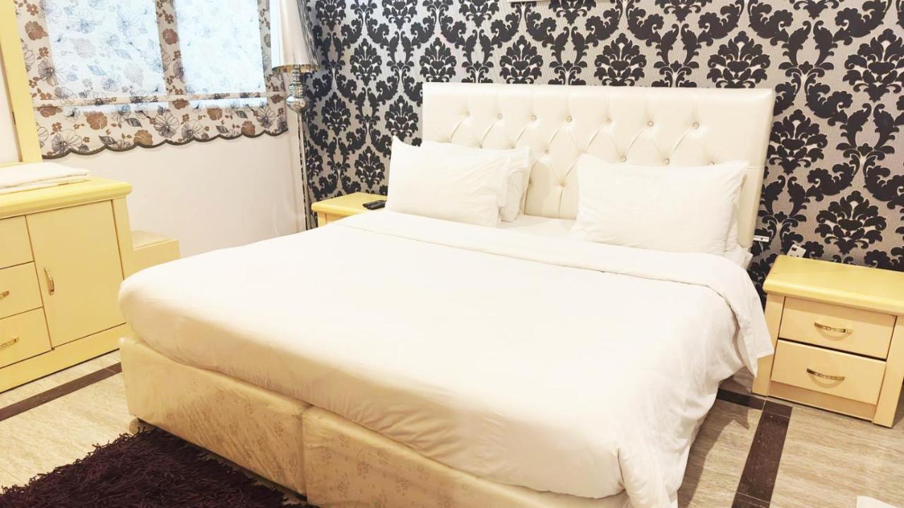 Hotel Leaders Plaza Salmiya Кувейт Экстерьер фото