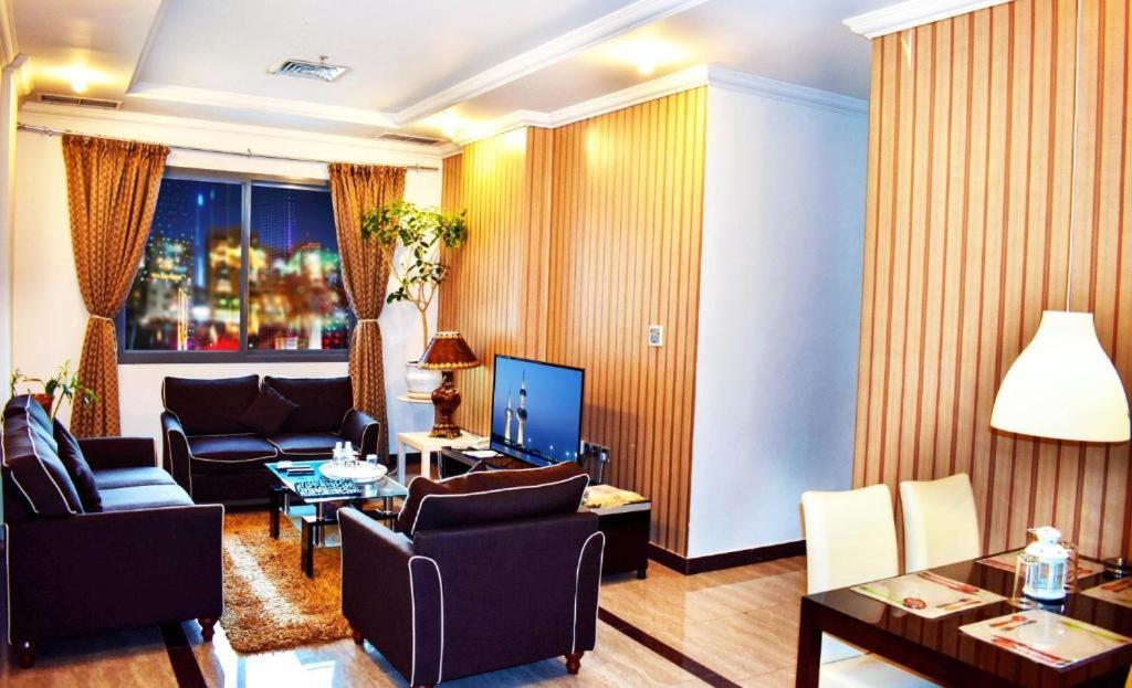 Hotel Leaders Plaza Salmiya Кувейт Экстерьер фото