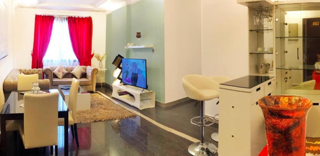 Hotel Leaders Plaza Salmiya Кувейт Экстерьер фото