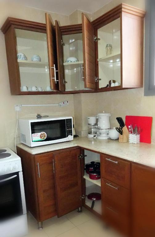 Hotel Leaders Plaza Salmiya Кувейт Экстерьер фото